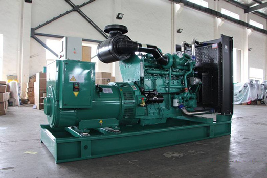 普宁320kw康明斯柴油发电车出租组图片 普宁320kw康明斯柴油发电车出租组图片